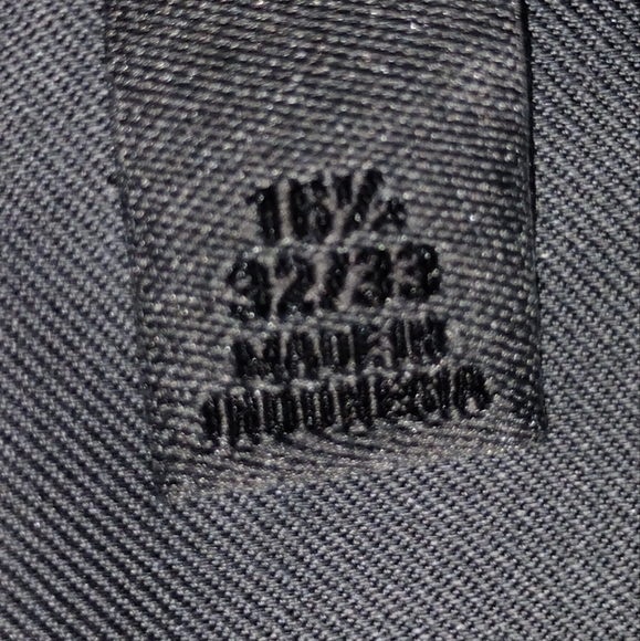 Calvin Klein button down shirt - Picture 3 of 5